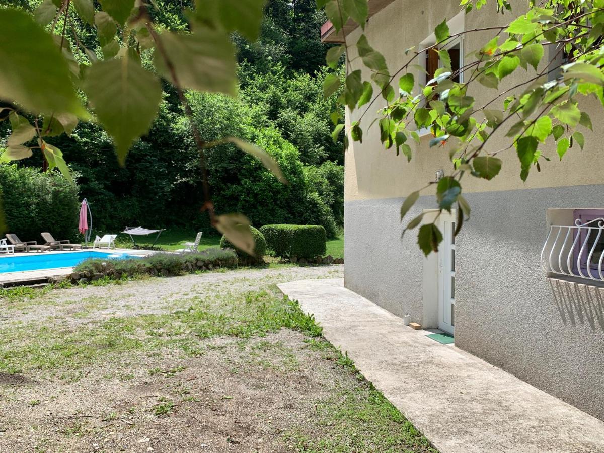 Le Clapot- Les Iris Apartment Saint-Etienne  Luaran gambar
